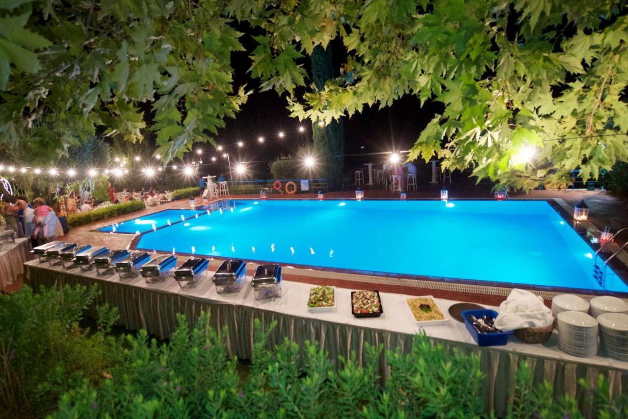 Mousata Felix Residence מראה חיצוני תמונה