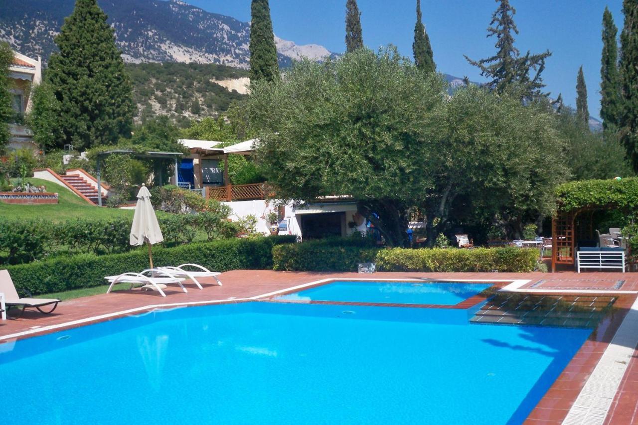 Mousata Felix Residence מראה חיצוני תמונה