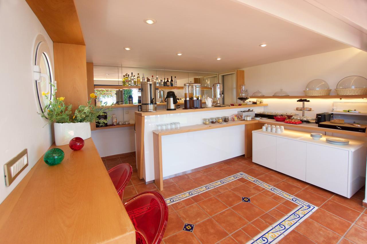 Mousata Felix Residence מראה חיצוני תמונה